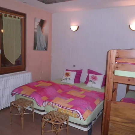 Tatil Evi Marie ** *